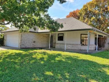 Main picture of 730 Patricia Dr