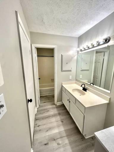 Main picture of 7569 Faraday Pl