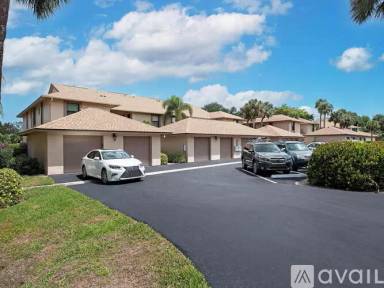 Main picture of 513 Lake Louise Cir