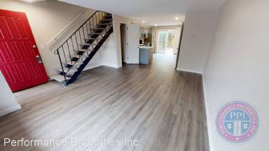 Main picture of 215 SE 3rd Ave