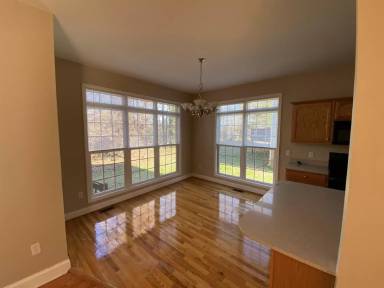 Main picture of 208 Summergrass Dr