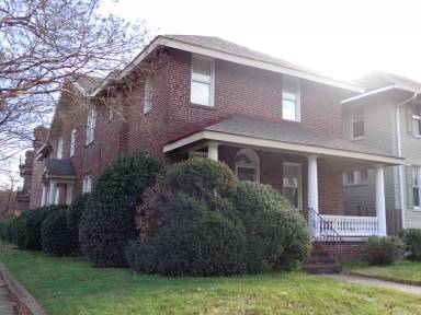 Main picture of 1614 Hampton Blvd