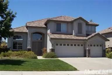 Main picture of 4190 Meadow Wood Dr