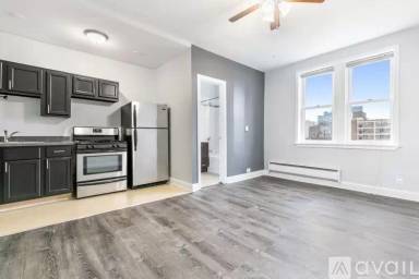 Main picture of 5900 Kenmore Apartments
