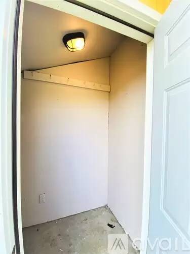 Main picture of 4 Peach Blossom Ct
