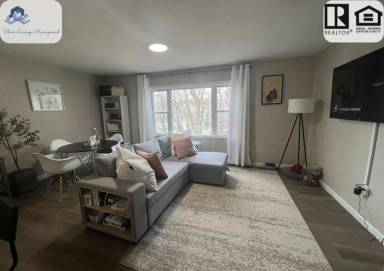 Main picture of 5 E Kendall St