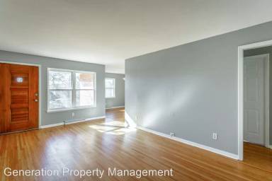 Main picture of 304 Wygoda Cir