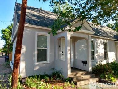 Main picture of 8 S 22nd St