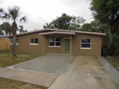 Main picture of 946 Lewis Dr