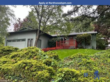Main picture of 2086 Ridge Way