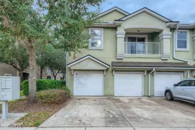 Main picture of 7068 Deer Lodge Cir