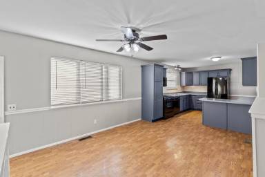 Main picture of 1770 Tahoe Dr