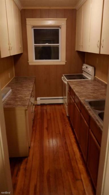 Main picture of 715 Park Ave