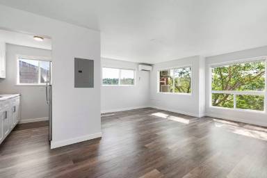 Main picture of 2541 29th Ave S