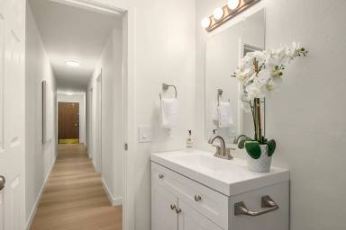 Main picture of 618 75th St SE