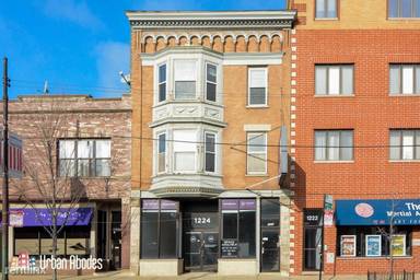 Main picture of 1224 W Belmont Ave