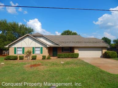 Main picture of 703 Pheasant Ln