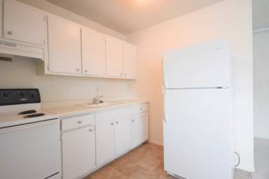 Main picture of 2016 Grand Ave S