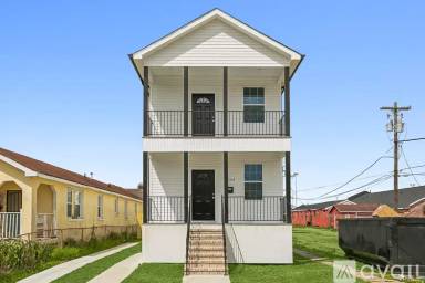 Main picture of 2136 Feliciana St