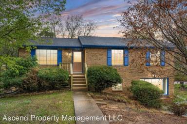 Main picture of 5600 Delaine Ln