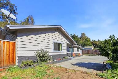 Main picture of 610 Carr Ave