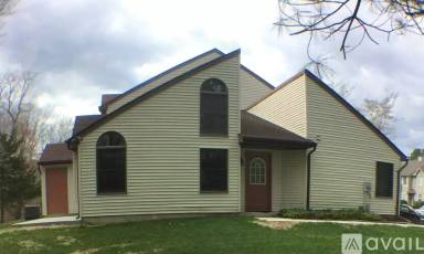 Main picture of 17 Westchester Dr