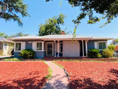 Main picture of 1418 N Fruit Ave
