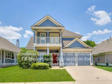 Main picture of 9736 Old Field Dr
