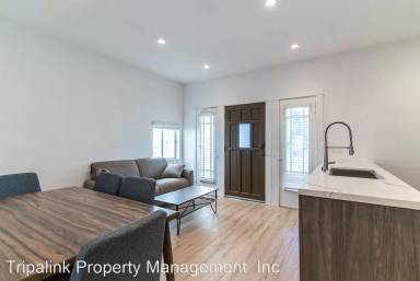 Main picture of 1213 1/2 W 24th St