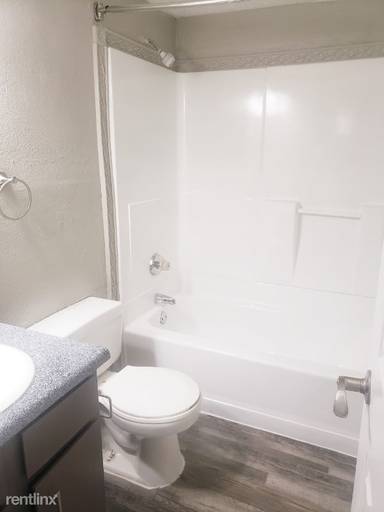 Main picture of Country Place Apartments