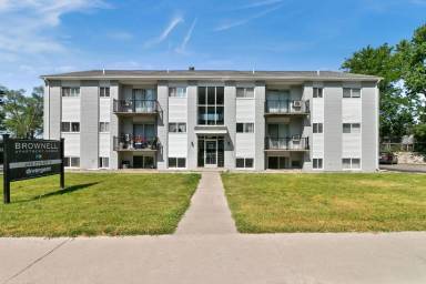 Main picture of 45835 Brownell St