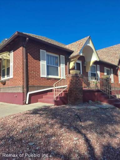 Main picture of 238 W Grant Ave