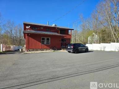 Main picture of 824 State Route 17B