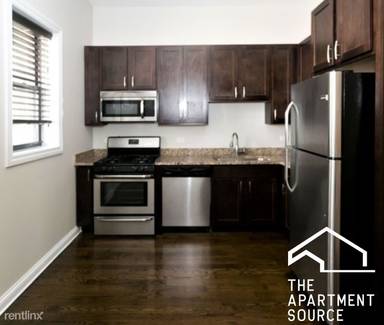 Main picture of 1756 W Montrose Ave