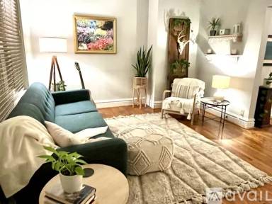 Main picture of 6025 Dewey Ave