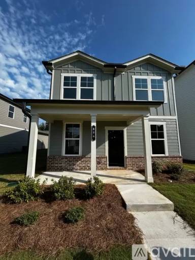 Main picture of 829 York Aly
