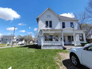 Main picture of 328 N 11th St