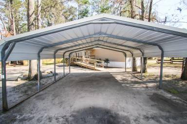 Main picture of 351 Green Oaks Ct