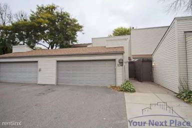 Main picture of 136 Ruth St N