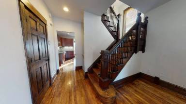 Main picture of 1812 Como Ave SE