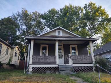 Main picture of 904 Ayers St