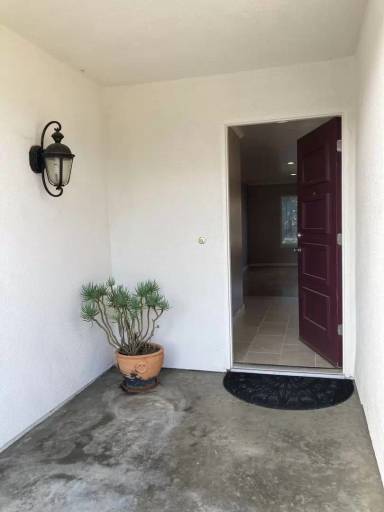 Main picture of 1881 Tamarin Ave