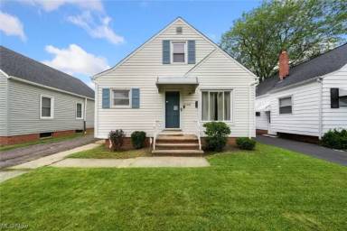 Main picture of 23501 Hartland Dr