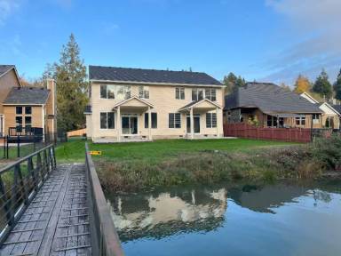 Main picture of 50 Marina Dr