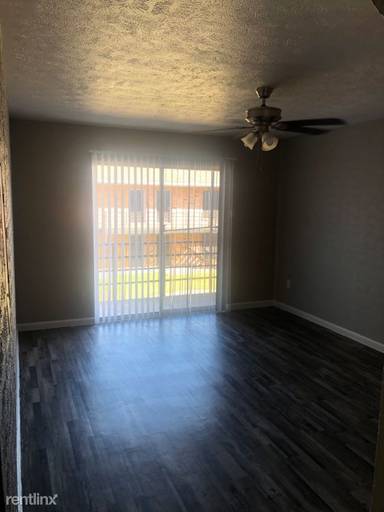 Main picture of 825 Norwood Dr