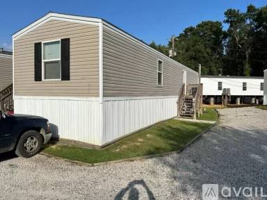 Main picture of 422 Tate Rd
