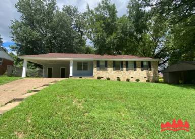 Main picture of 2370 Hillside Ave
