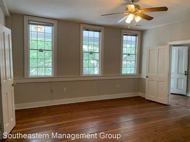 Main picture of 47 Calhoun St