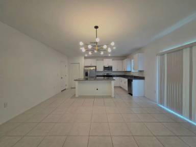 Main picture of 2787 Red Egret Dr