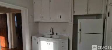 Main picture of 4133 W Berteau Ave